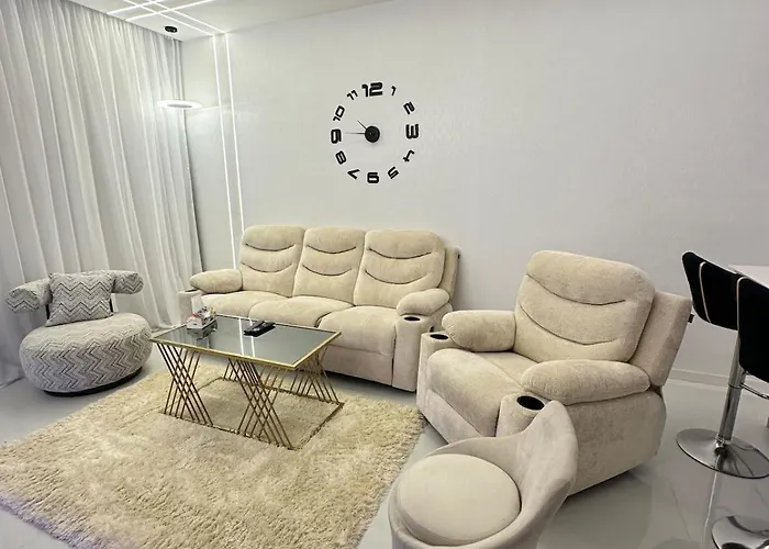 Apartment Chic & Cozy With Modern Design And Relaxing Atmosphere *